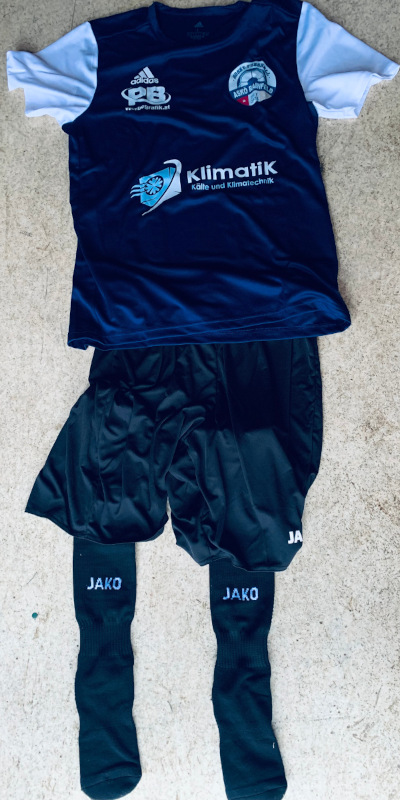 Heimtrikot